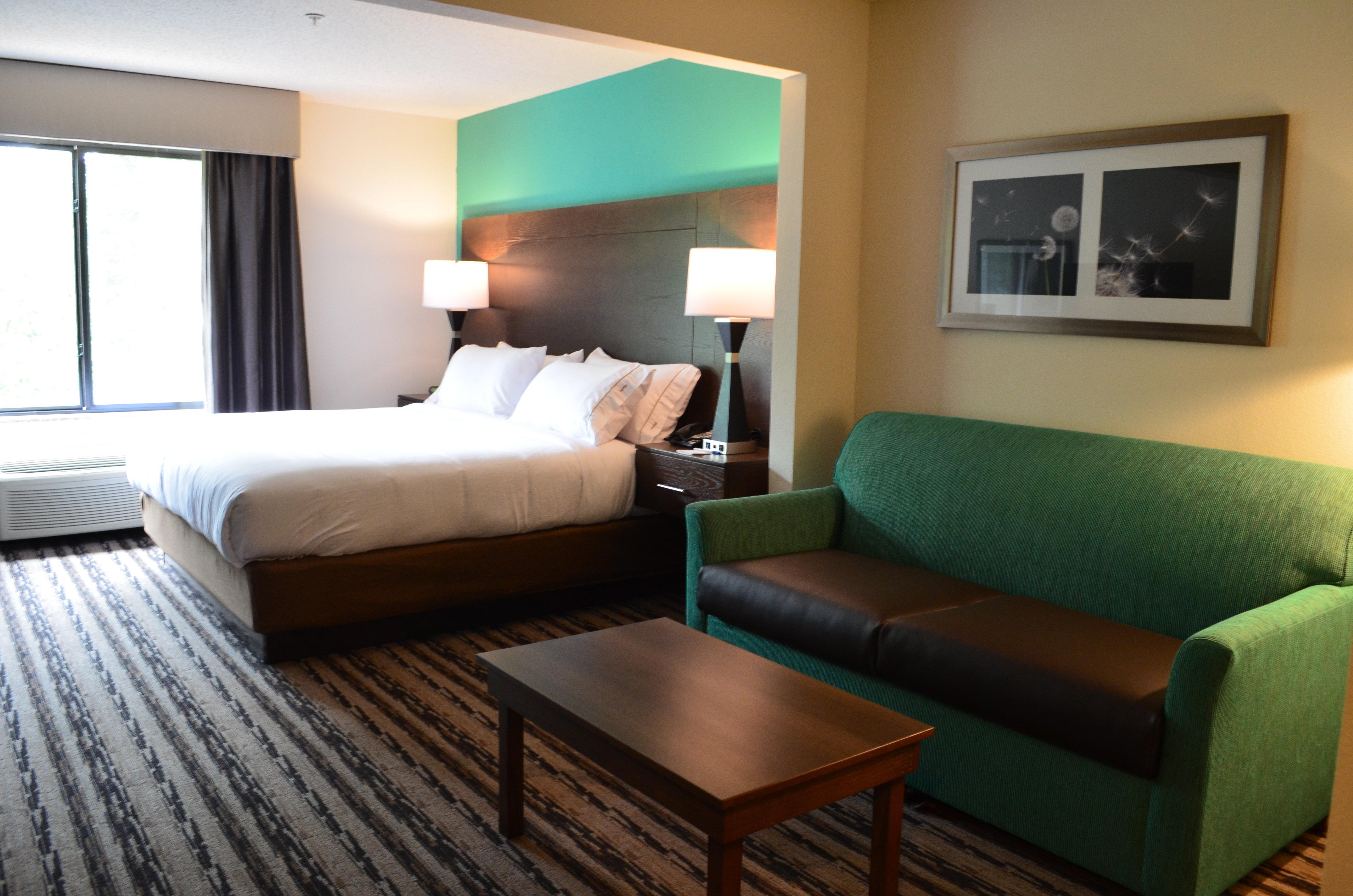 Holiday Inn Express Мадисон Экстерьер фото