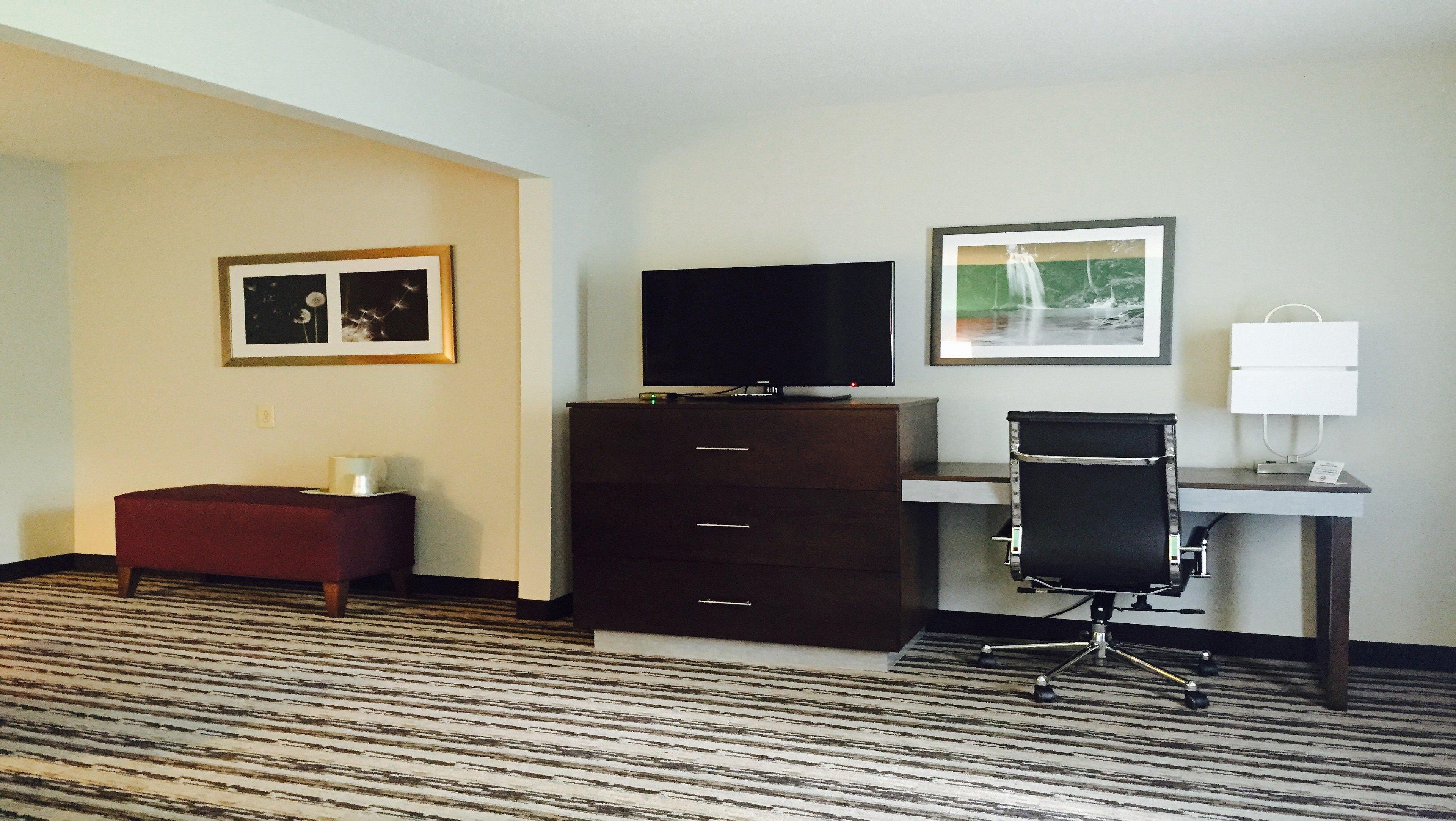 Holiday Inn Express Мадисон Экстерьер фото